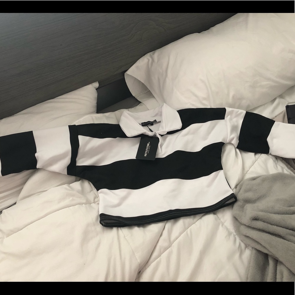 Striped collar long sleeve